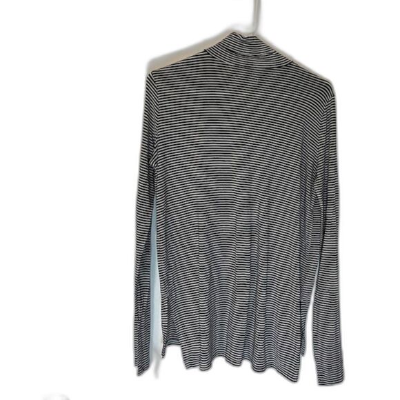 Abercrombie XS Turtleneck Top White Black Stripes Normcore Minimalist Basic - Picture 3 of 3